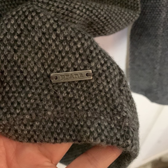 Prana grey wool blend long sleeve sweater with wide neck with buttons Size M - Picture 8 of 10